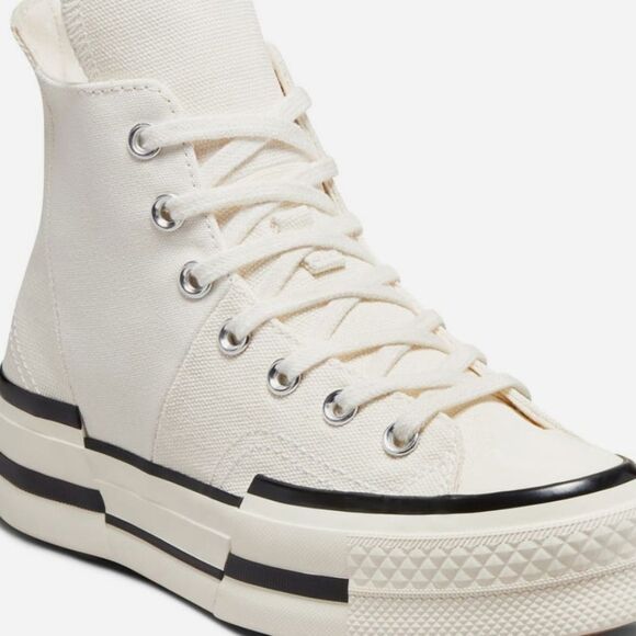 Converse Chuck Taylor All-Star Chuck 70 High Top Sneakers - Picture 1 of 11